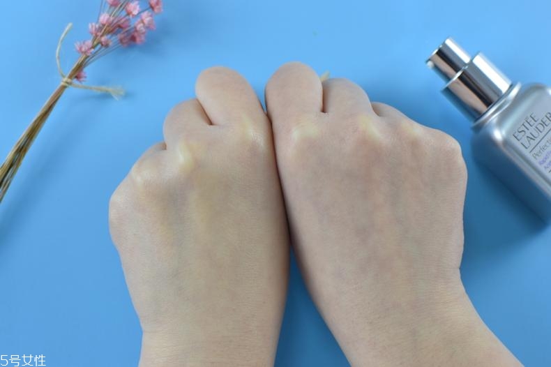 雅詩蘭黛線雕精華有用嗎？拯救表情紋