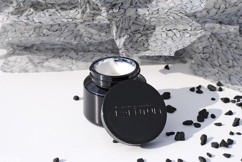 2022去細紋的面霜哪款好 凍齡面霜化身小熨斗 2022去細紋的面霜哪款好 凍齡面霜化身小熨斗