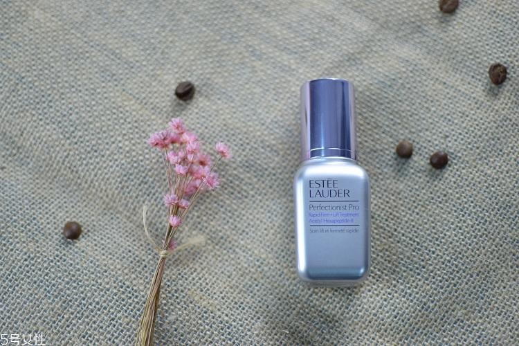 雅詩蘭黛線雕精華適合熟齡肌嗎？