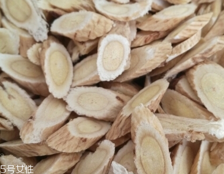 黃芪是什么味道？有點(diǎn)大豆味