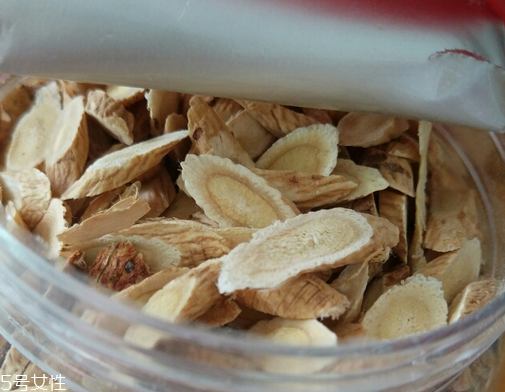 黃芪是什么味道？有點(diǎn)大豆味