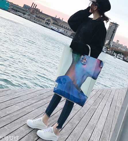 帆布鞋太大了怎么辦？鞋子選碼要仔細(xì)