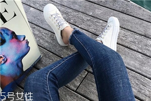 帆布鞋太大了怎么辦？鞋子選碼要仔細(xì)