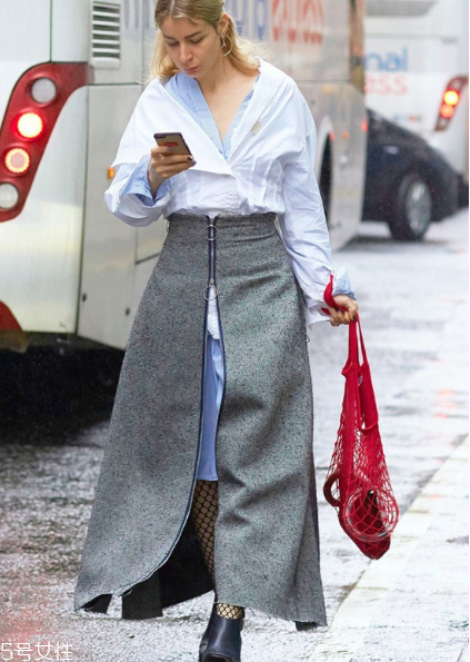 襯衫配什么裙子好看？這幾款時(shí)髦到爆