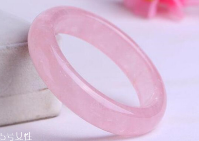 粉晶手鐲一般多少錢(qián)？高品質(zhì)多為上千元