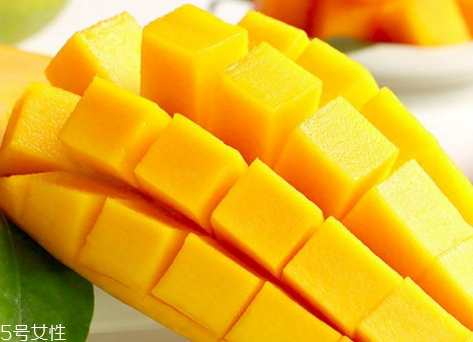 金煌芒和大青芒區(qū)別 顏色不同 金煌芒和大青芒區(qū)別 顏色不同