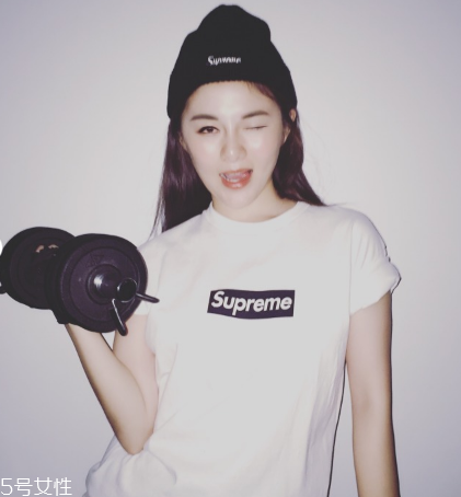 supreme在哪有實(shí)體店？時(shí)尚潮人的必備款