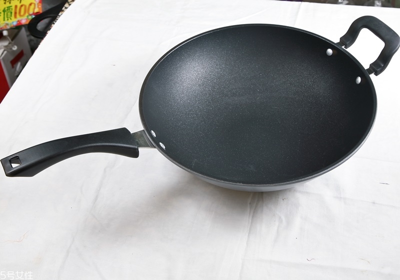 炒菜鍋哪種好用 怎樣挑選炒菜鍋 炒菜鍋哪種好用 怎樣挑選炒菜鍋