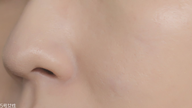 蘭蔻氣墊素顏霜怎么樣？遮瑕度不夠