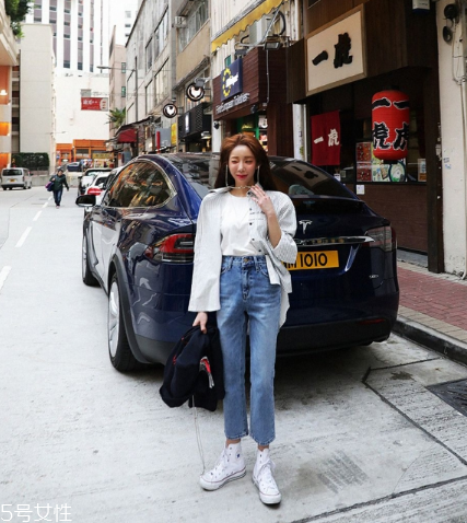 直筒牛仔褲配什么鞋？屬于你的非凡腔調(diào)