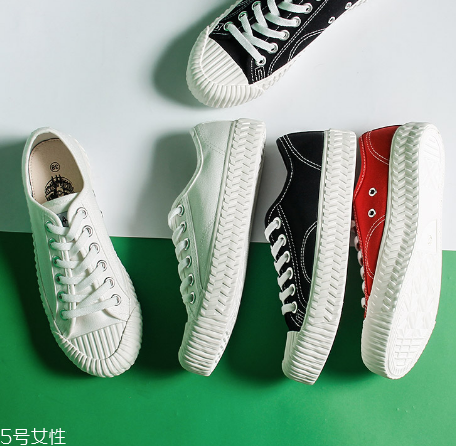 帆布鞋適合夏天穿嗎？任何時候都可以穿