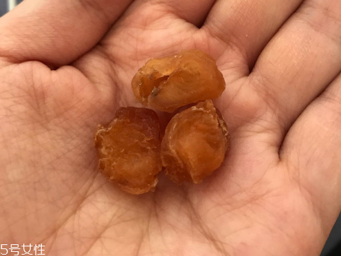 桂圓肉怎么吃最好？燉湯直接吃都可以