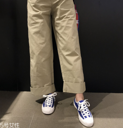 帆布鞋和板鞋有什么區(qū)別？帆布鞋板鞋大對比