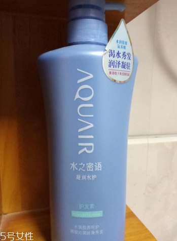 護(hù)發(fā)素沒(méi)洗干凈會(huì)怎樣？護(hù)發(fā)素殘留會(huì)導(dǎo)致脫發(fā)嗎？