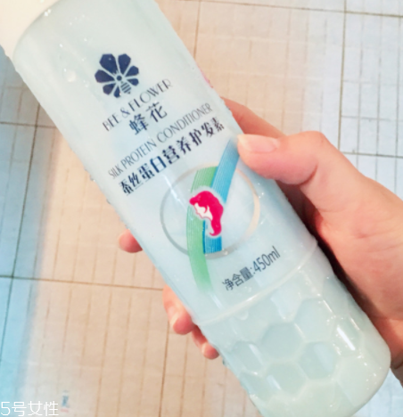 護發(fā)素能卸妝嗎？最好不要長期使用