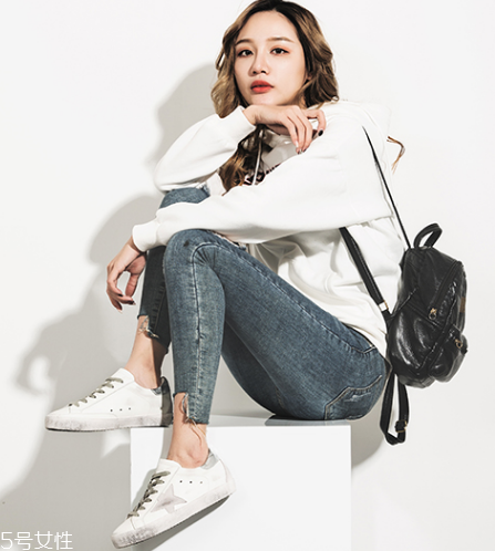 板鞋能爬山嗎？對腳不好