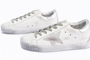 板鞋能爬山嗎？對(duì)腳不好