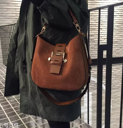 saddler seoul是什么牌子？終于不用撞包了