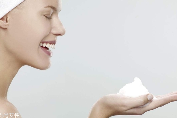 apg洗面奶是什么意思？apg洗面奶有哪些？