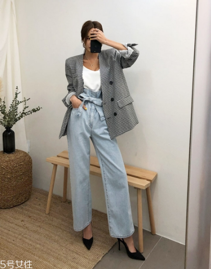 西裝外套搭配什么褲子？百搭又有范