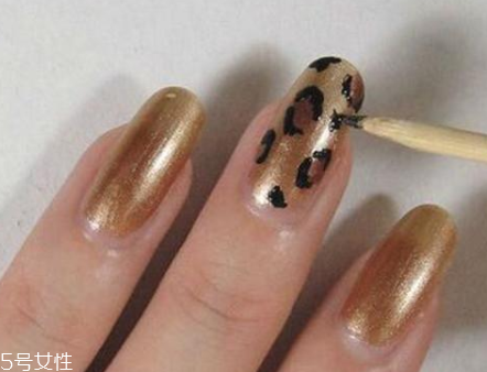 豹紋美甲怎么畫好看？不到一分錢畫出性感美甲