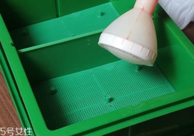 黃豆芽怎么發(fā)最快又好 自發(fā)黃豆芽的方法 黃豆芽怎么發(fā)最快又好 自發(fā)黃豆芽的方法