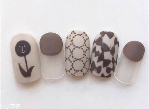 美甲容易掉是因為什么？指甲沒有磨光滑