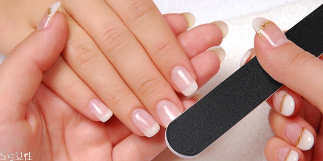 新娘美甲需要哪些工具？新娘美甲diy全攻略