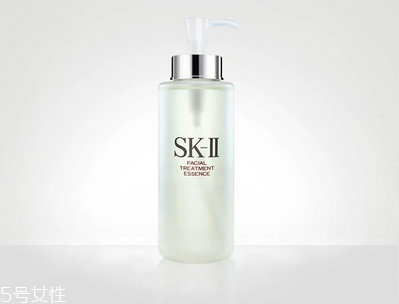 夏天油性皮膚用什么護(hù)膚品不油膩 油皮護(hù)膚品推薦 夏天油性皮膚用什么護(hù)膚品不油膩 油皮護(hù)膚品推薦