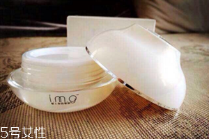 補水霜什么時候用最好 補水霜的使用順序 補水霜什么時候用最好 補水霜的使用順序