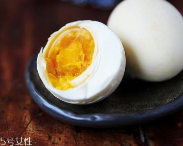 咸鴨蛋會(huì)壞嗎？肯定會(huì)壞的