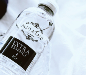 原液和水先用哪個？原液和爽膚水的使用順序