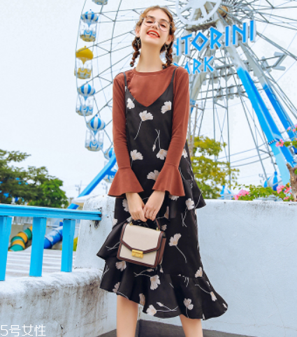 今年流行什么樣的吊帶裙？出街暴擊眼球