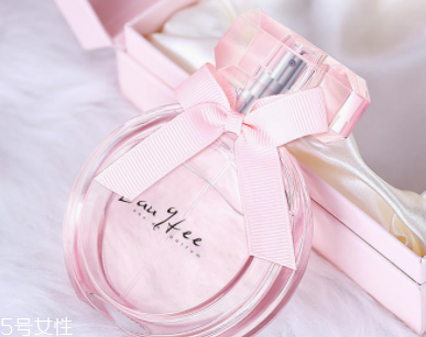 香水噴哪里香味最濃郁？噴在這3個地方不浪費