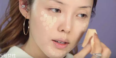 怎么控油簡單有效？四個方法和油膩脫妝分手