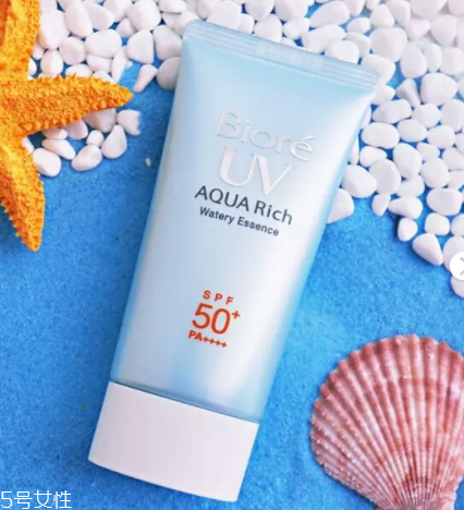 不同牌子防曬霜能混用嗎？使用防曬霜你不知道的小細節(jié)