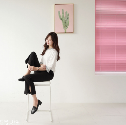 春天九分褲配什么鞋子好看？這樣穿顯腿長(zhǎng)