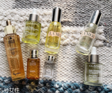 干皮敷面膜多長(zhǎng)時(shí)間好？先打底再敷面膜