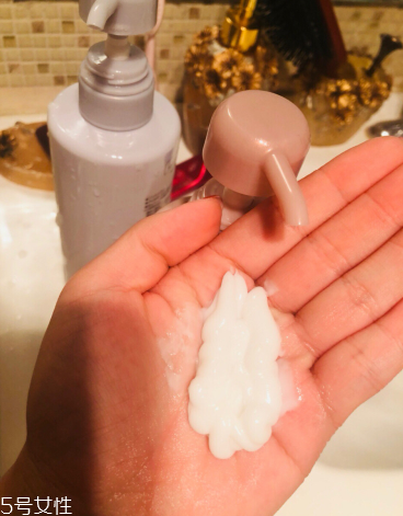 pola抗糖化洗發(fā)水多少錢 頭發(fā)也要舍得保養(yǎng) pola抗糖化洗發(fā)水多少錢 頭發(fā)也要舍得保養(yǎng)