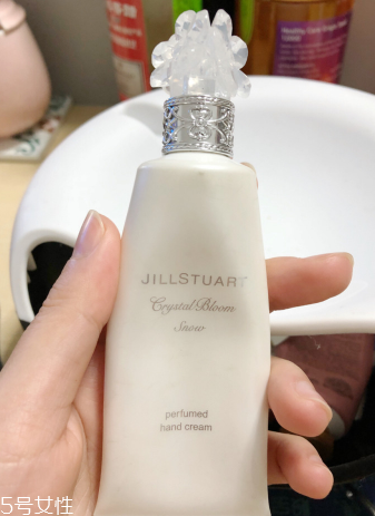 jill stuart護手霜好用嗎？不黏不膩四季可用