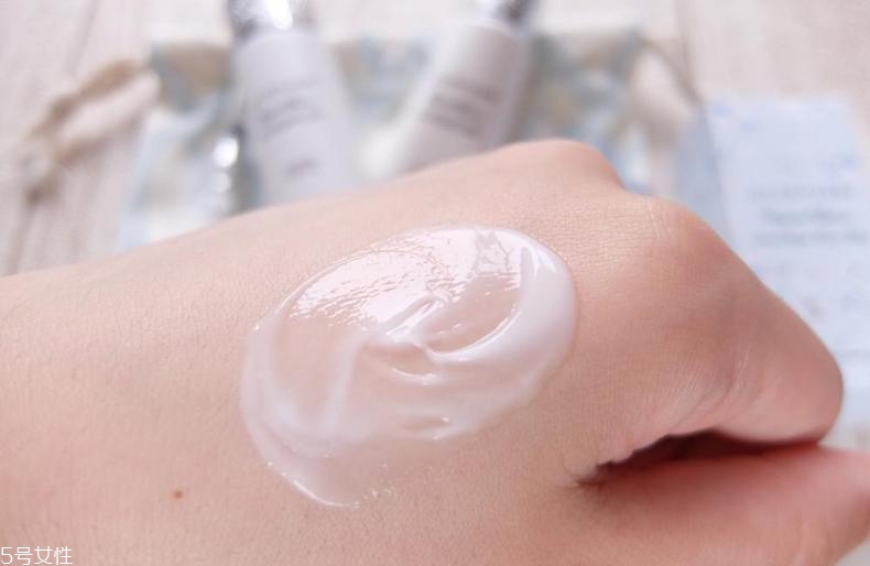 jill stuart護手霜好用嗎？不黏不膩四季可用