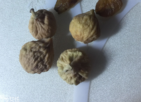無花果干是什么味道？味道甜甜的