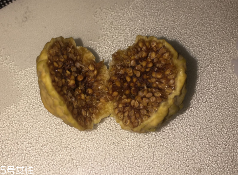 無花果干是什么味道？味道甜甜的