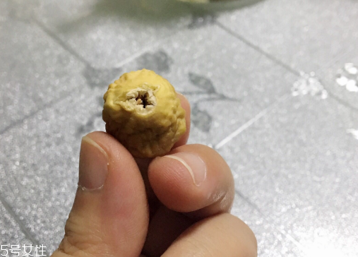 無花果干會(huì)有硫磺嗎？無良商家會(huì)這樣做