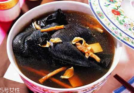 天麻燉烏雞多久吃一次 一周吃2-3次左右為宜 天麻燉烏雞多久吃一次 一周吃2-3次左右為宜