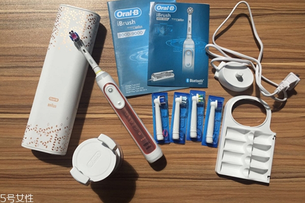 歐樂(lè)b電動(dòng)牙刷怎么樣？四個(gè)刷頭很好用