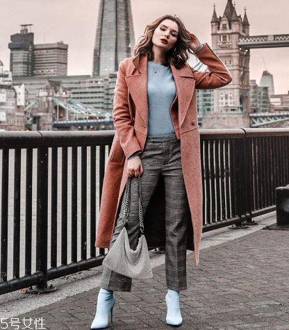 煙管褲搭配什么上衣？拯救粗腿的秘密武器