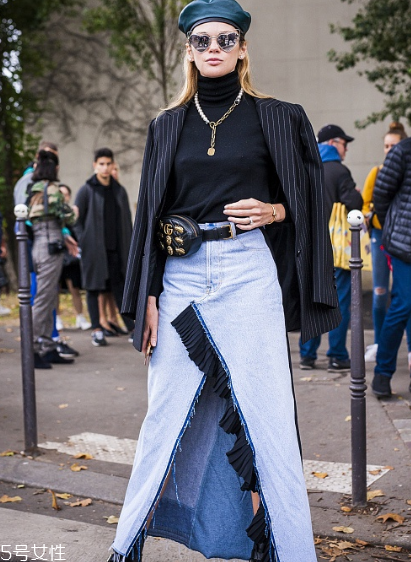 黑色打底衫怎么配衣服？時(shí)尚界的常青單品