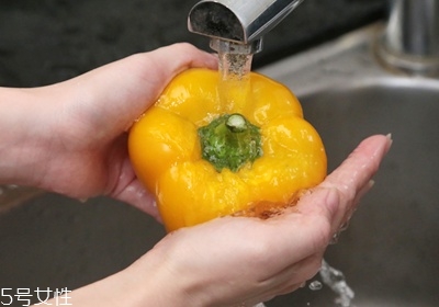 怎么洗蔬菜去農(nóng)藥殘留 如何去除蔬菜上的農(nóng)藥殘留 怎么洗蔬菜去農(nóng)藥殘留 如何去除蔬菜上的農(nóng)藥殘留