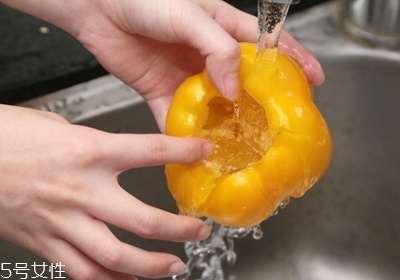 怎么洗蔬菜去農(nóng)藥殘留 如何去除蔬菜上的農(nóng)藥殘留 怎么洗蔬菜去農(nóng)藥殘留 如何去除蔬菜上的農(nóng)藥殘留